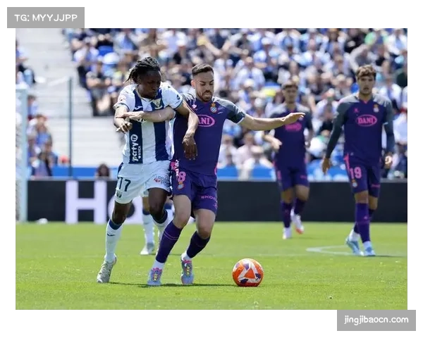 西甲赛季数据趋势显示强者恒强，巴萨夺冠概率超97%