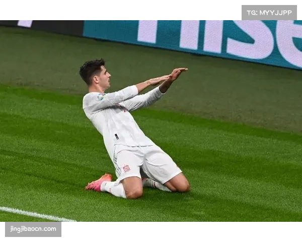 西班牙莫拉塔中锋位置面临挑战 奥亚萨瓦尔效率更胜一筹